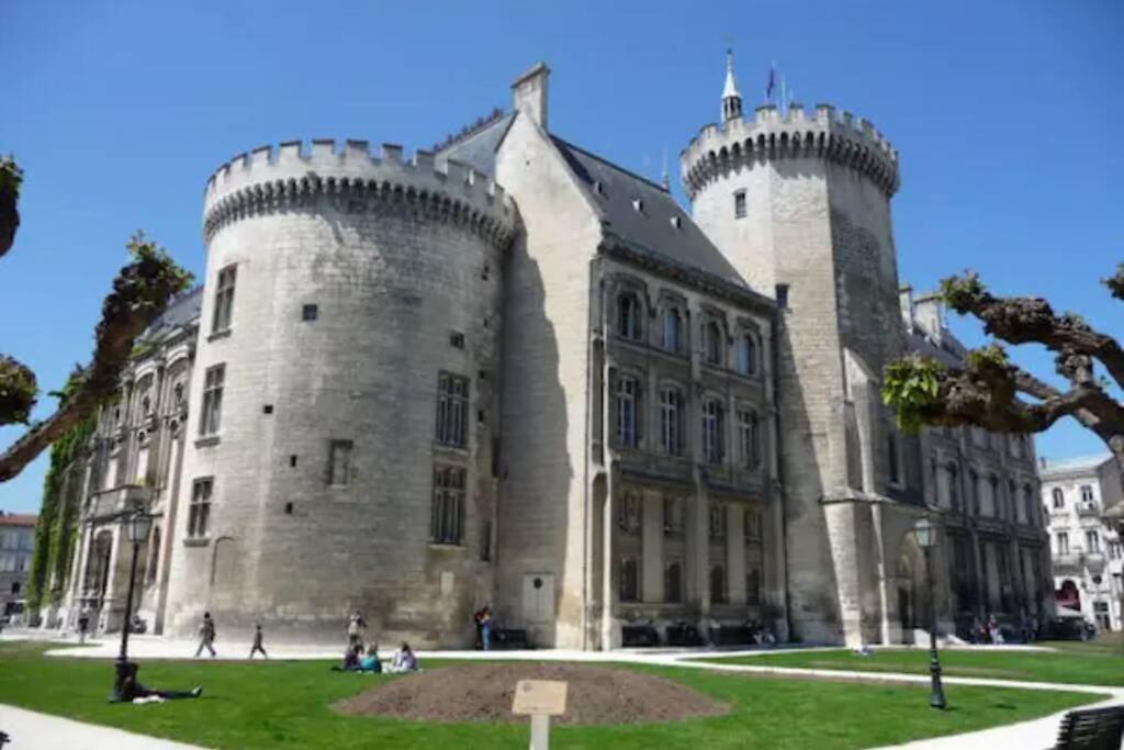Apartament L'Escapade Proche Gare Angoulême Zewnętrze zdjęcie